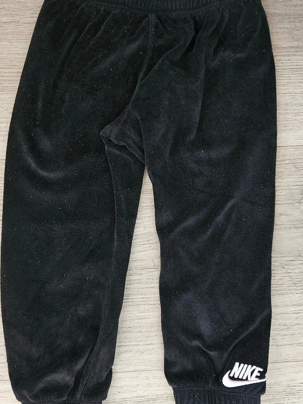 2T- Hello Kitty Light Pink Leggings & Nike Pants - Picture 6 of 8